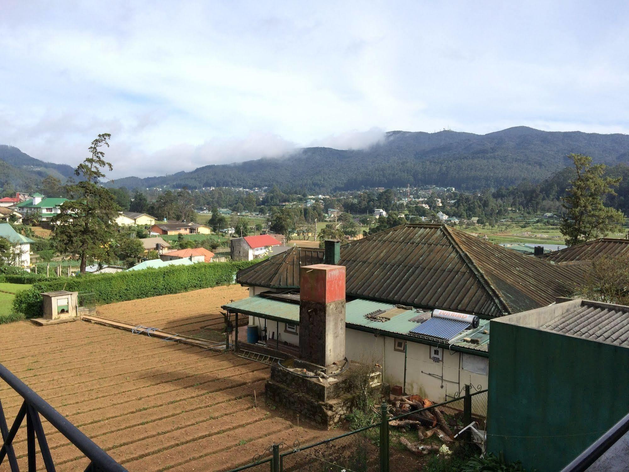 Binota Hotel Nuwara Eliya Exterior photo